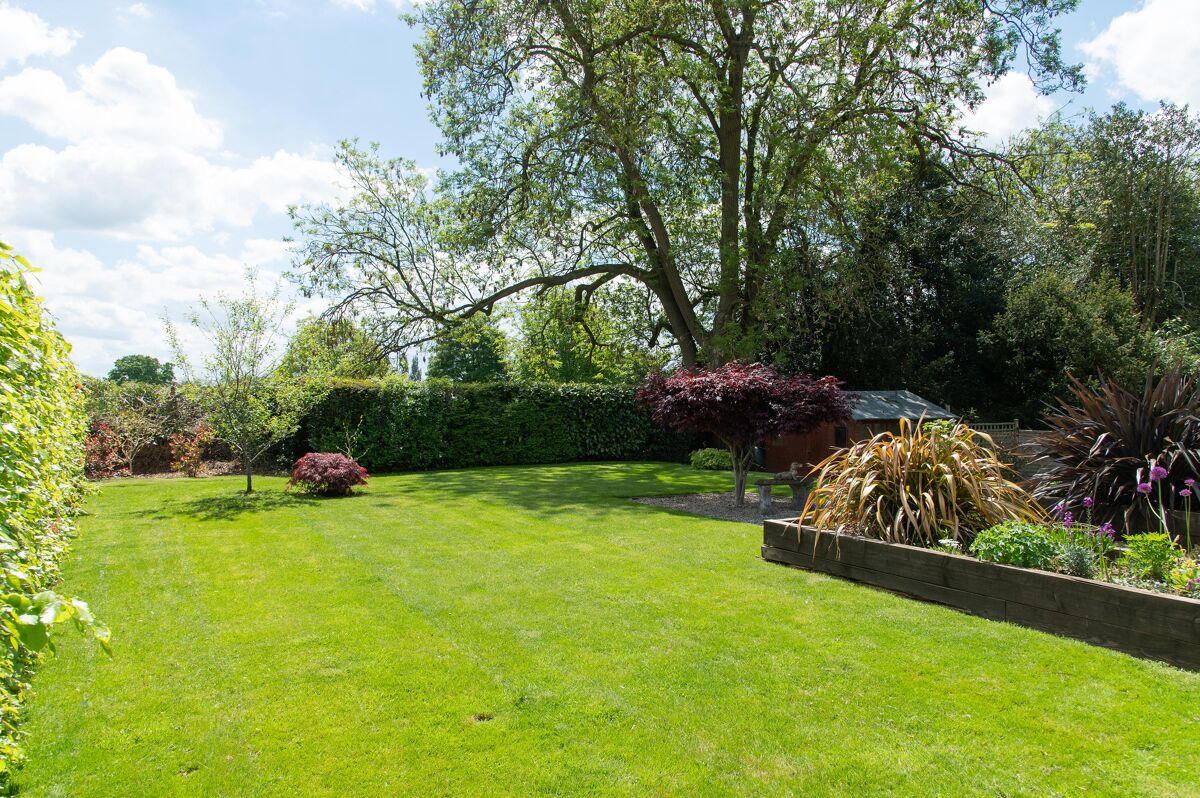 house for sale in High Street, Kenilworth, Warwickshire, CV8