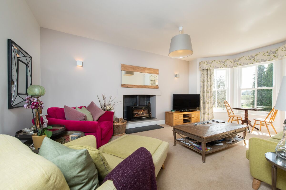 house for sale in High Street, Kenilworth, Warwickshire, CV8