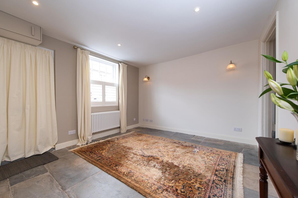 townhouse for sale in College Lane, StratforduponAvon, Warwickshire