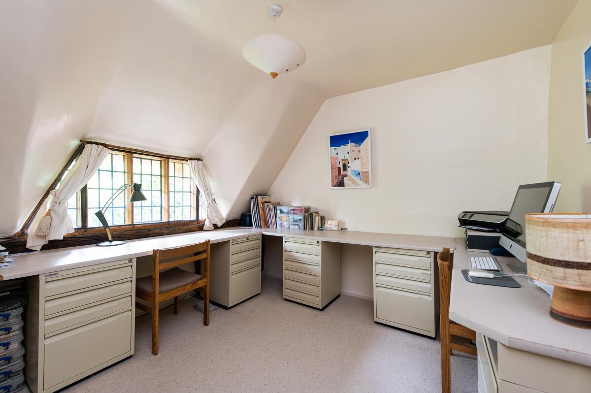 house for sale in Tavern Lane, Shottery, StratforduponAvon