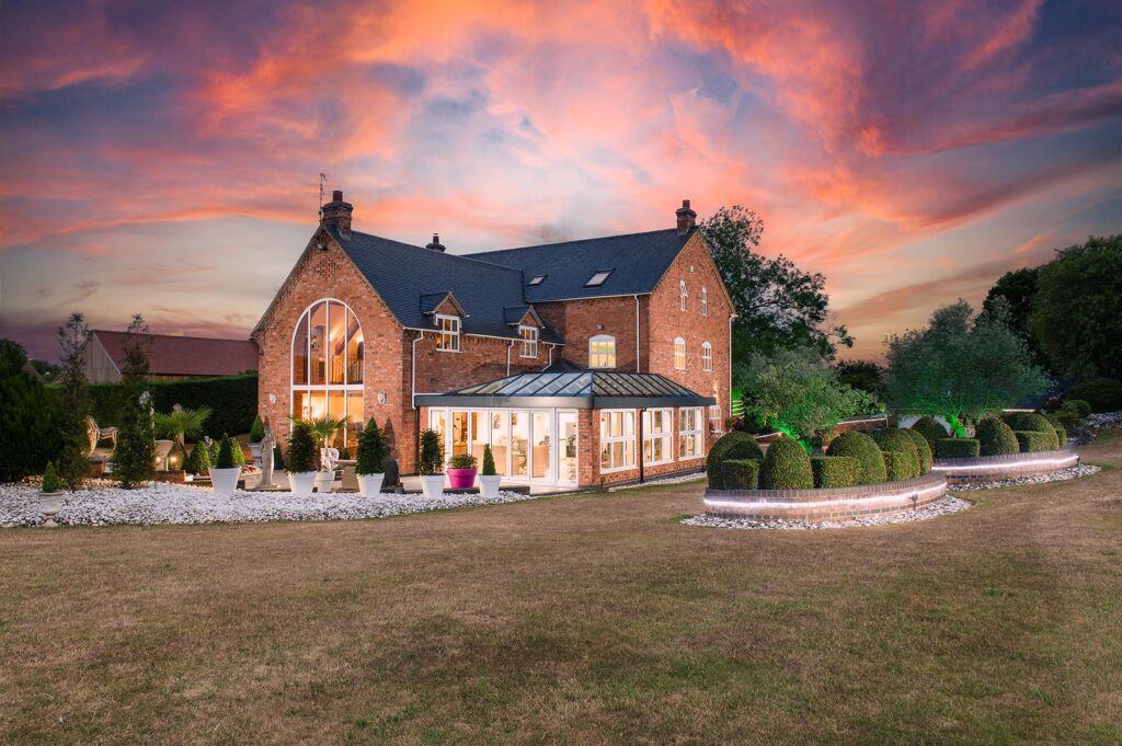 Image of Langley Grounds, Birmingham Road, Stratford-upon-Avon, Warwickshire, CV37