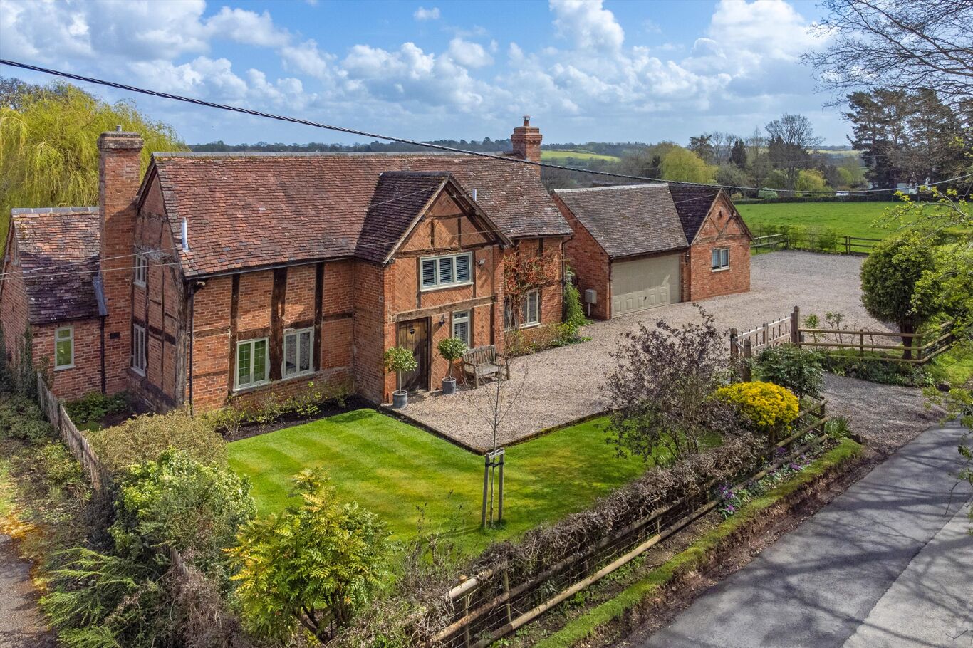 Image of Vicarage Hill, Tanworth-in-Arden, Solihull, Warwickshire B94