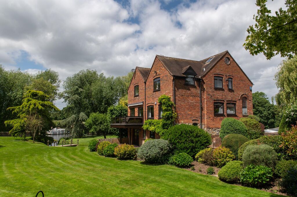 Image of Mill Lane, Welford on Avon, Stratford-upon-Avon, Warwickshire, CV37