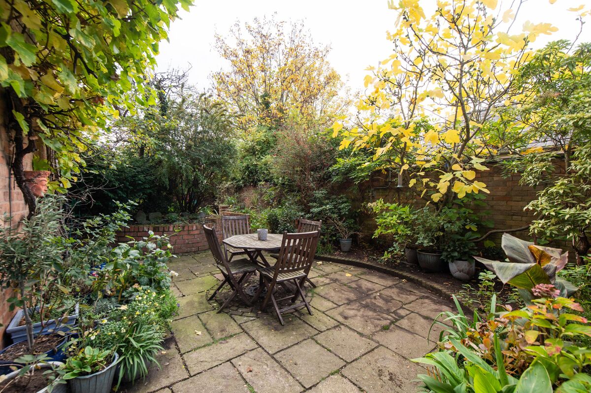 house for sale in Beauchamp Hill, Royal Leamington Spa, Warwickshire