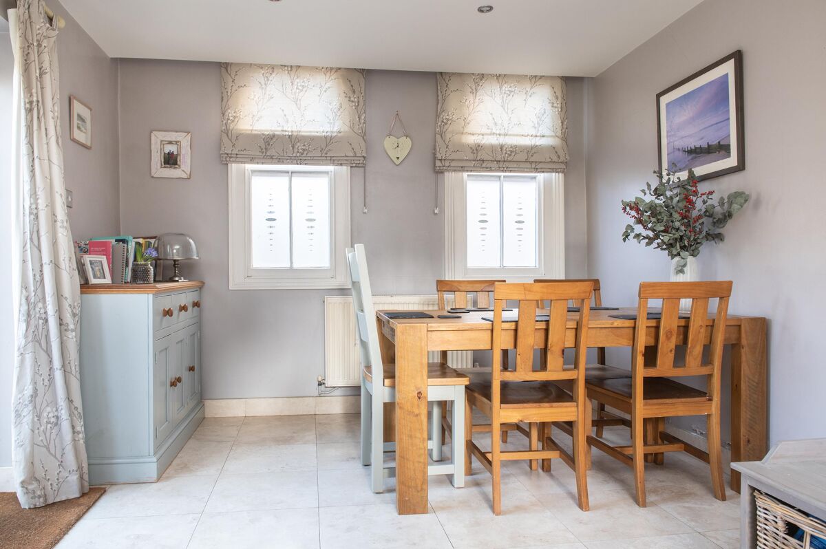 house for sale in Beauchamp Hill, Royal Leamington Spa, Warwickshire