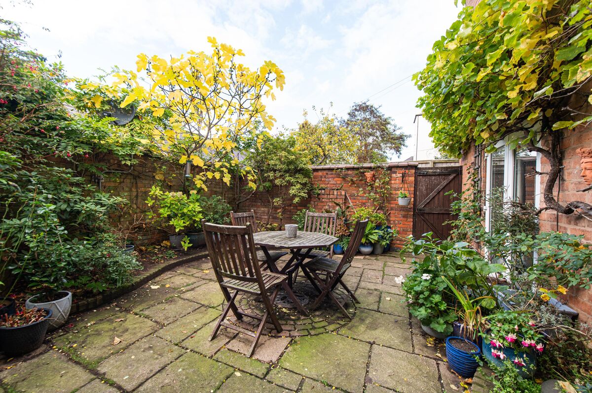 house for sale in Beauchamp Hill, Royal Leamington Spa, Warwickshire