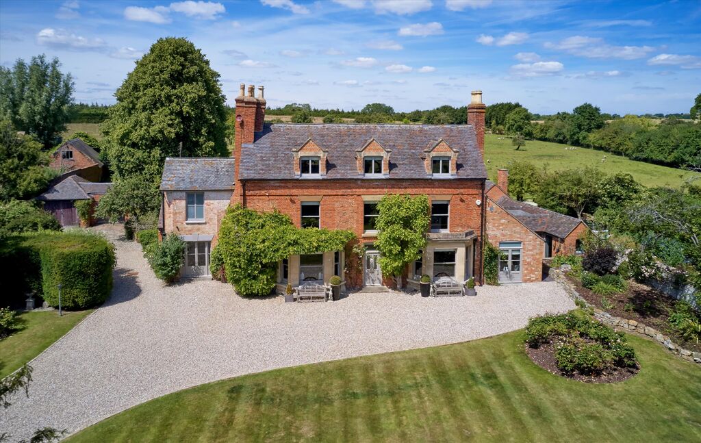 Image of Luddington, Nr Stratford-upon-Avon, Warwickshire, CV37