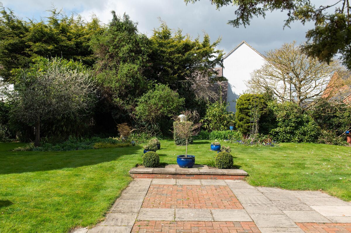 Immobilien zum Kauf Clifford Chambers, StratforduponAvon, Warwickshire, CV37 Knight Frank