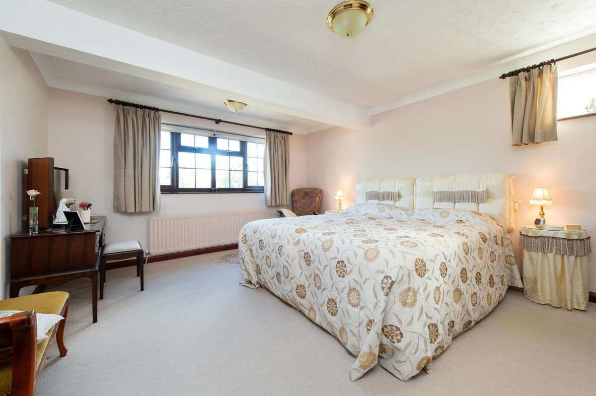 house for sale in West End, Bugbrooke, Northampton, NN7 STR012263214