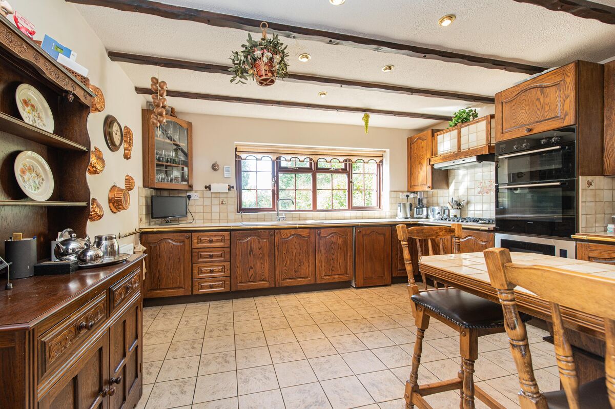 house for sale in West End, Bugbrooke, Northampton, NN7 STR012263214