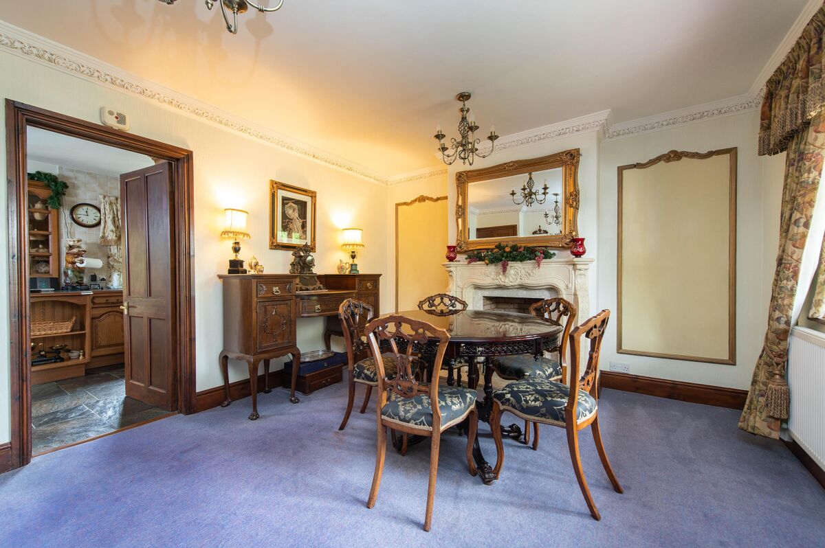 house for sale in Woodloes Lane, Guys Cliffe, Warwick, CV35