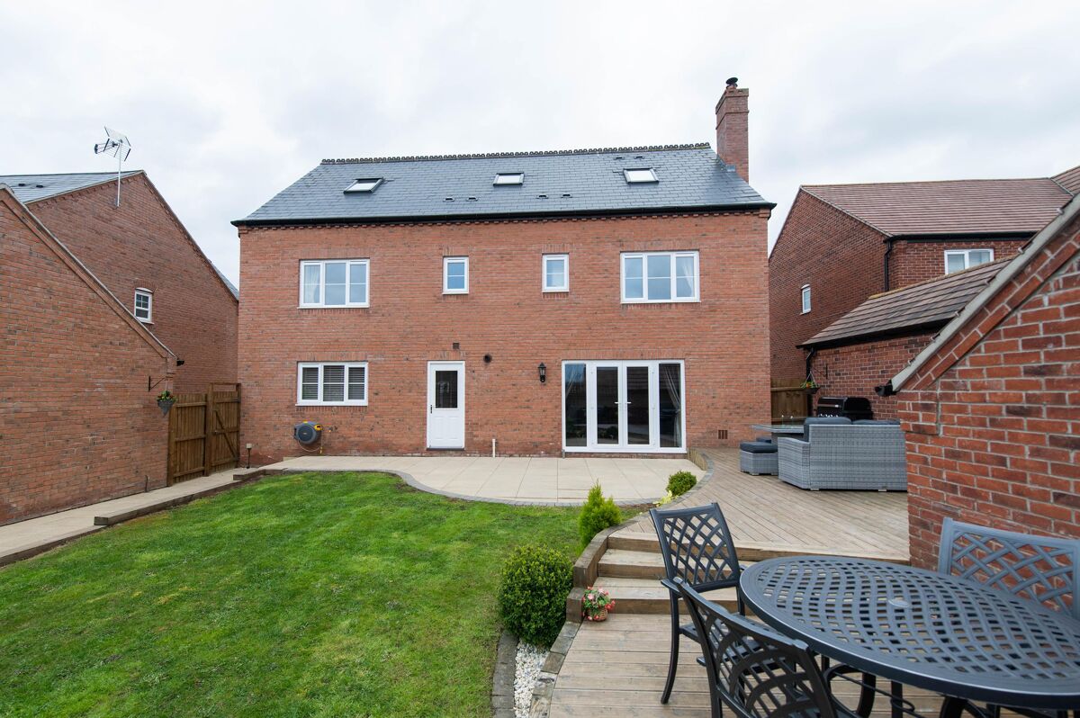 house for sale in Badgers Way, StratforduponAvon