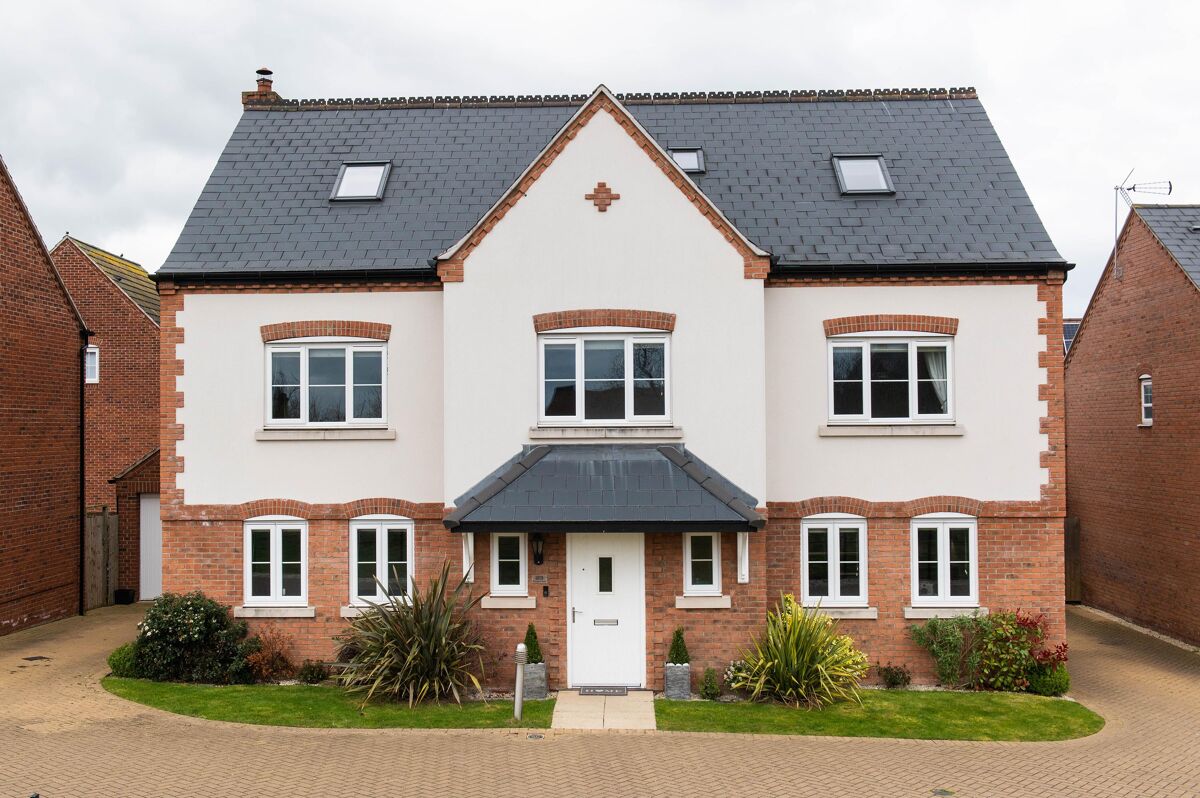 house for sale in Badgers Way, StratforduponAvon