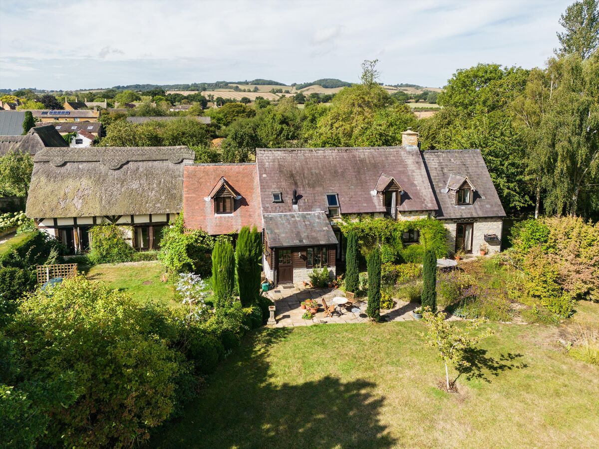 house for sale in Darlingscott, ShipstononStour, Warwickshire, CV36