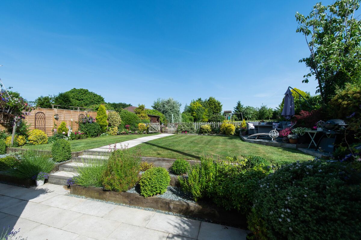 house for sale in Luddington, StratforduponAvon, Warwickshire, CV37