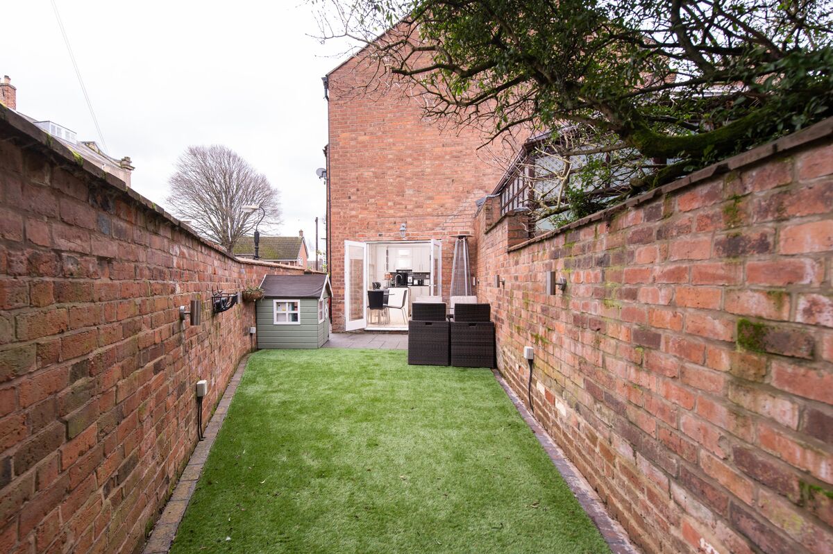 house for sale in Beauchamp Hill, Leamington Spa, Warwickshire, CV32 STR012278293 Knight Frank