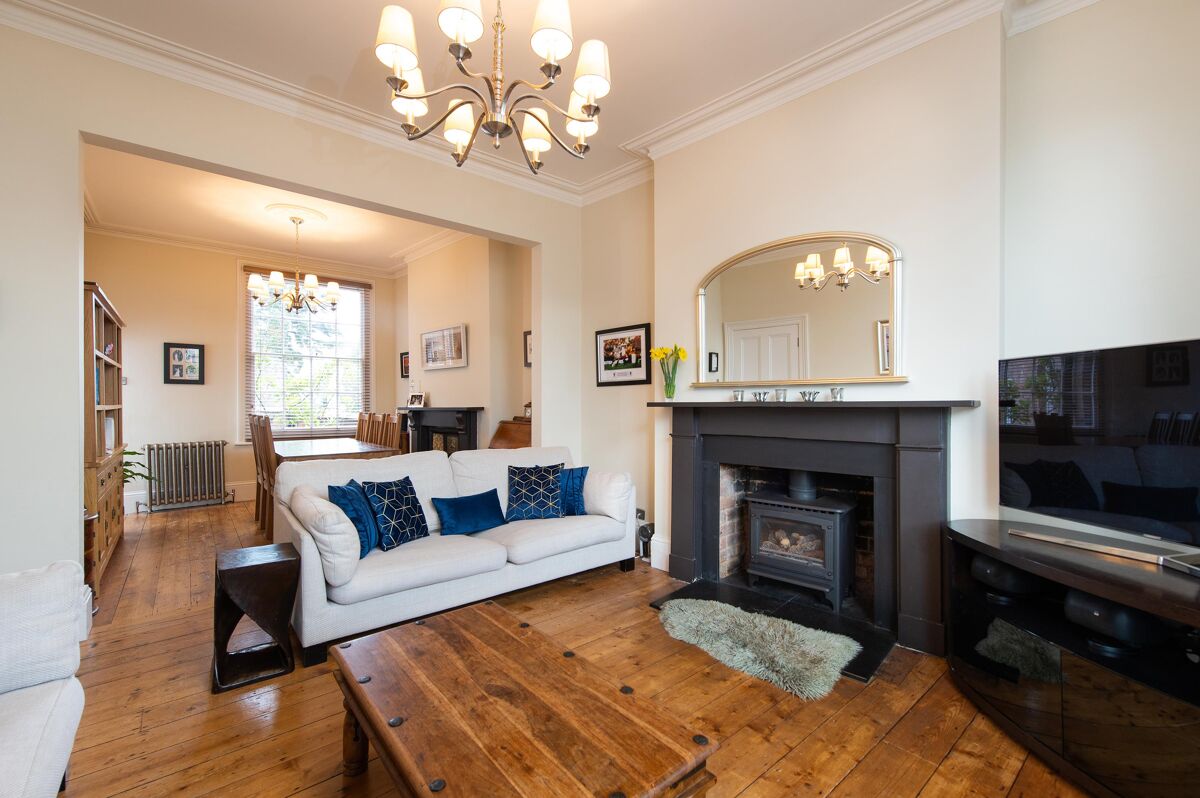 house for sale in Beauchamp Hill, Leamington Spa, Warwickshire, CV32 STR012278293 Knight Frank