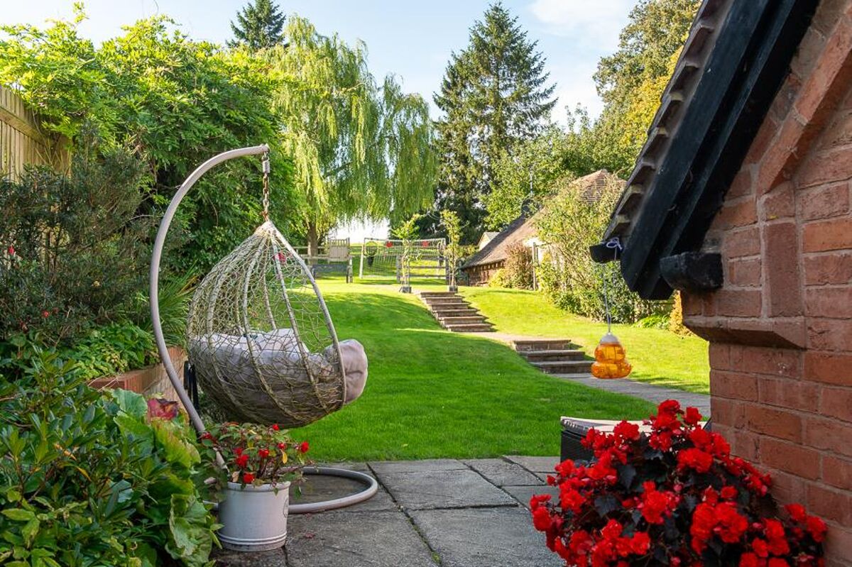 house for sale in Wolverton, StratforduponAvon, Warwickshire, CV37