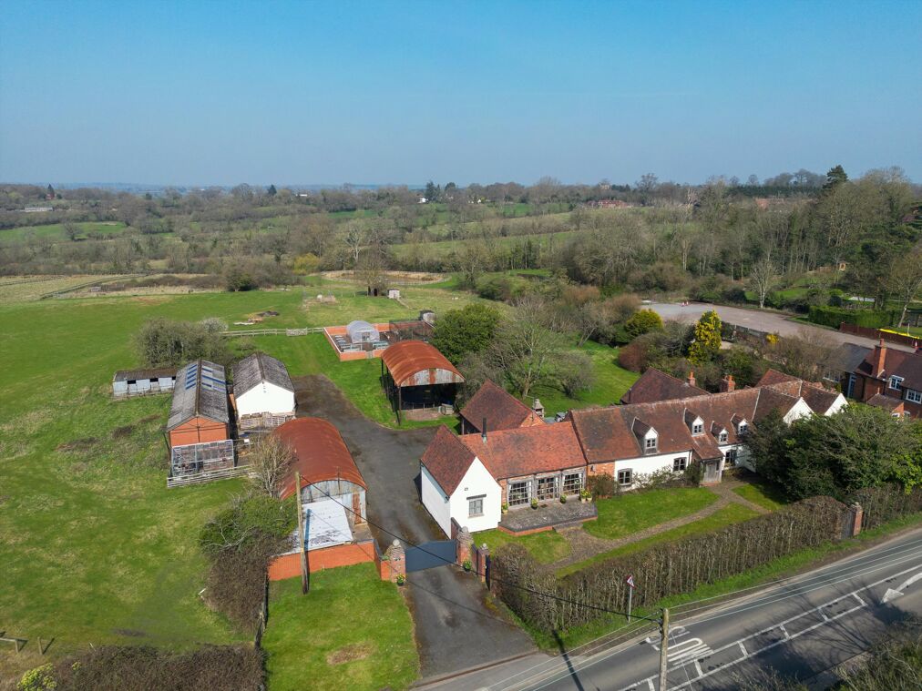 Image of Henley Road, Claverdon, Warwick, Warwickshire, CV35
