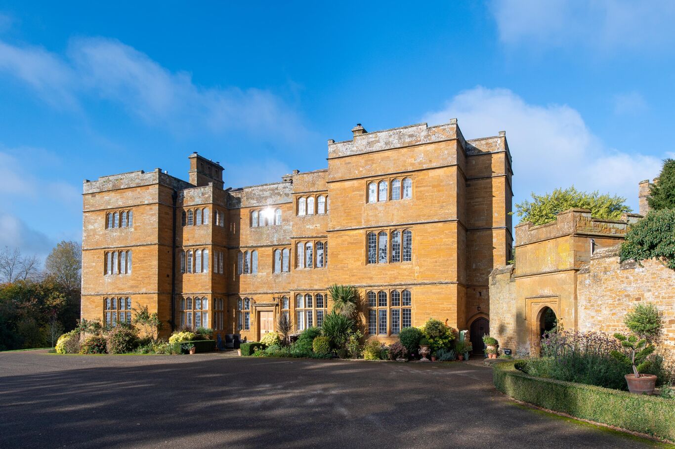 Image of The Hall, Brockhall, Northampton, Northamptonshire, NN7