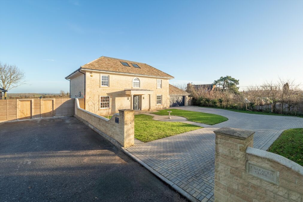 Image of Saracen Close, Ettington, Stratford-upon-Avon, Warwickshire, CV37