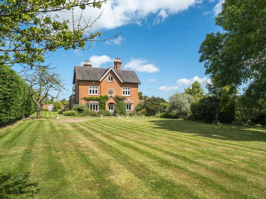 Image of Ingon Lane, Stratford-upon-Avon, Warwickshire, CV37