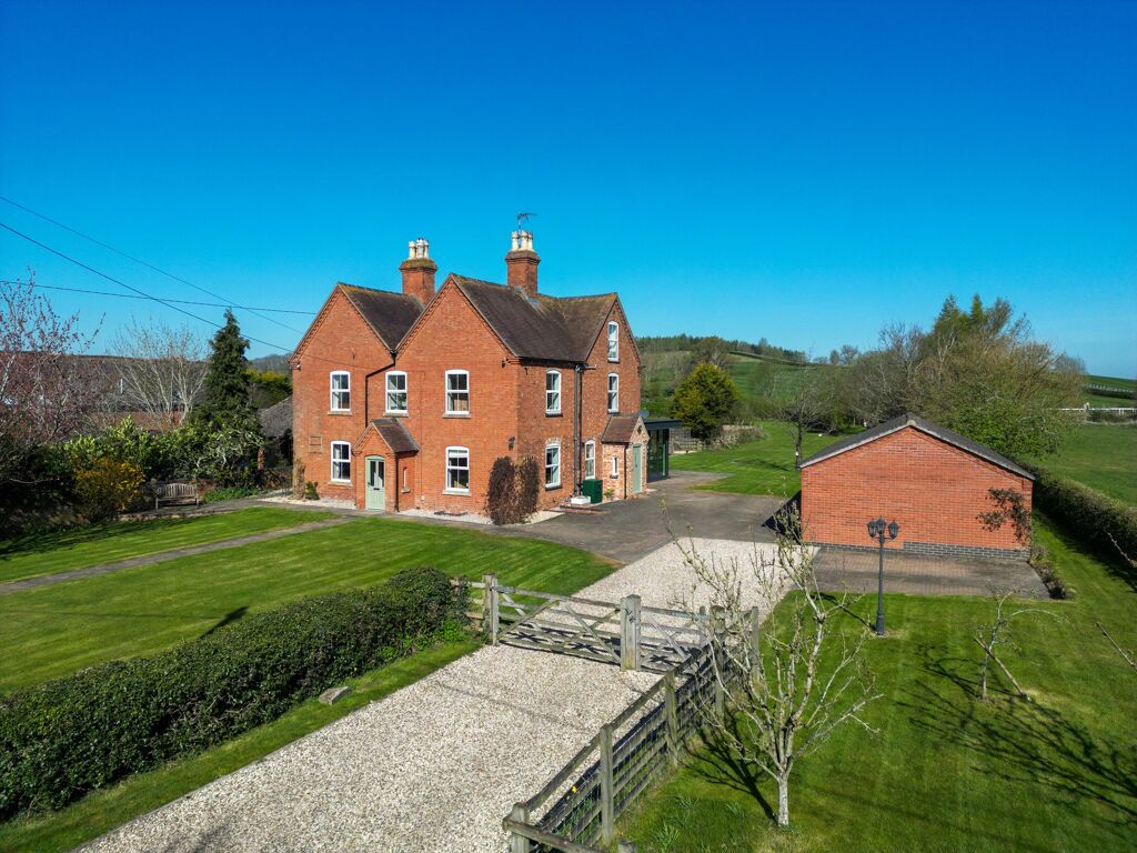 Image of Alne Hills, Great Alne, Alcester, Warwickshire, B49