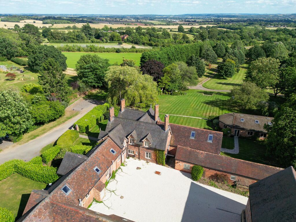 Image of Kings Lane, Snitterfield, Stratford-upon-Avon, Warwickshire, CV37.