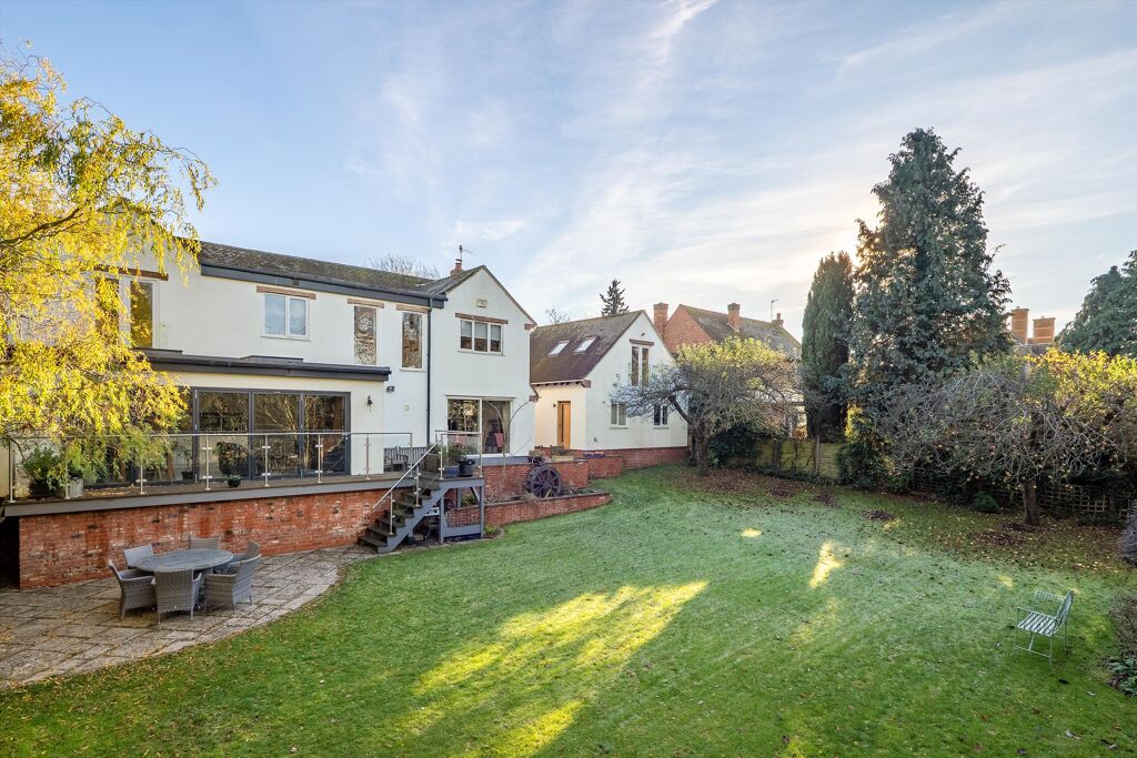 Image of Alveston Lane, Alveston, Stratford-upon-Avon, CV37