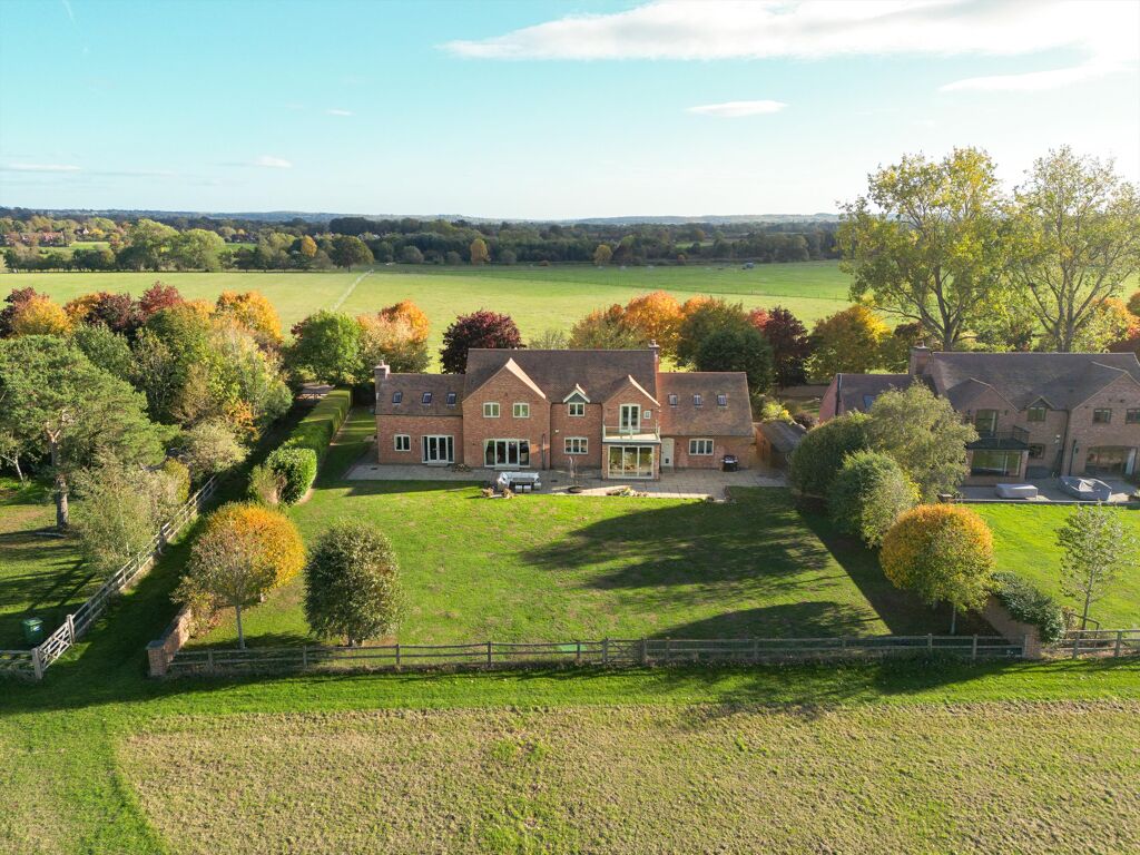 Image of Grovefields Farm, Hampton Lucy, Warwick, Warwickshire, CV35