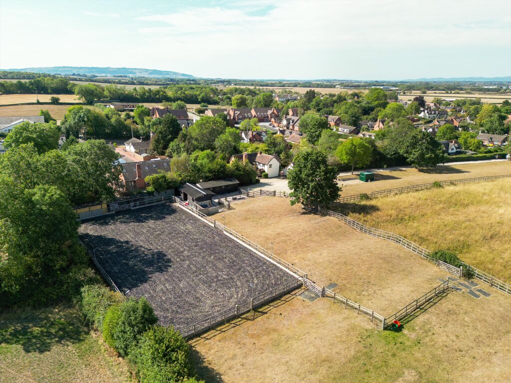 Image of Broad Lane, Bishampton, Pershore, Worcestershire, WR10