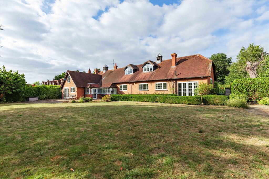 Image of Moreton Paddox, Moreton Morrell, Warwick, Warwickshire, CV35