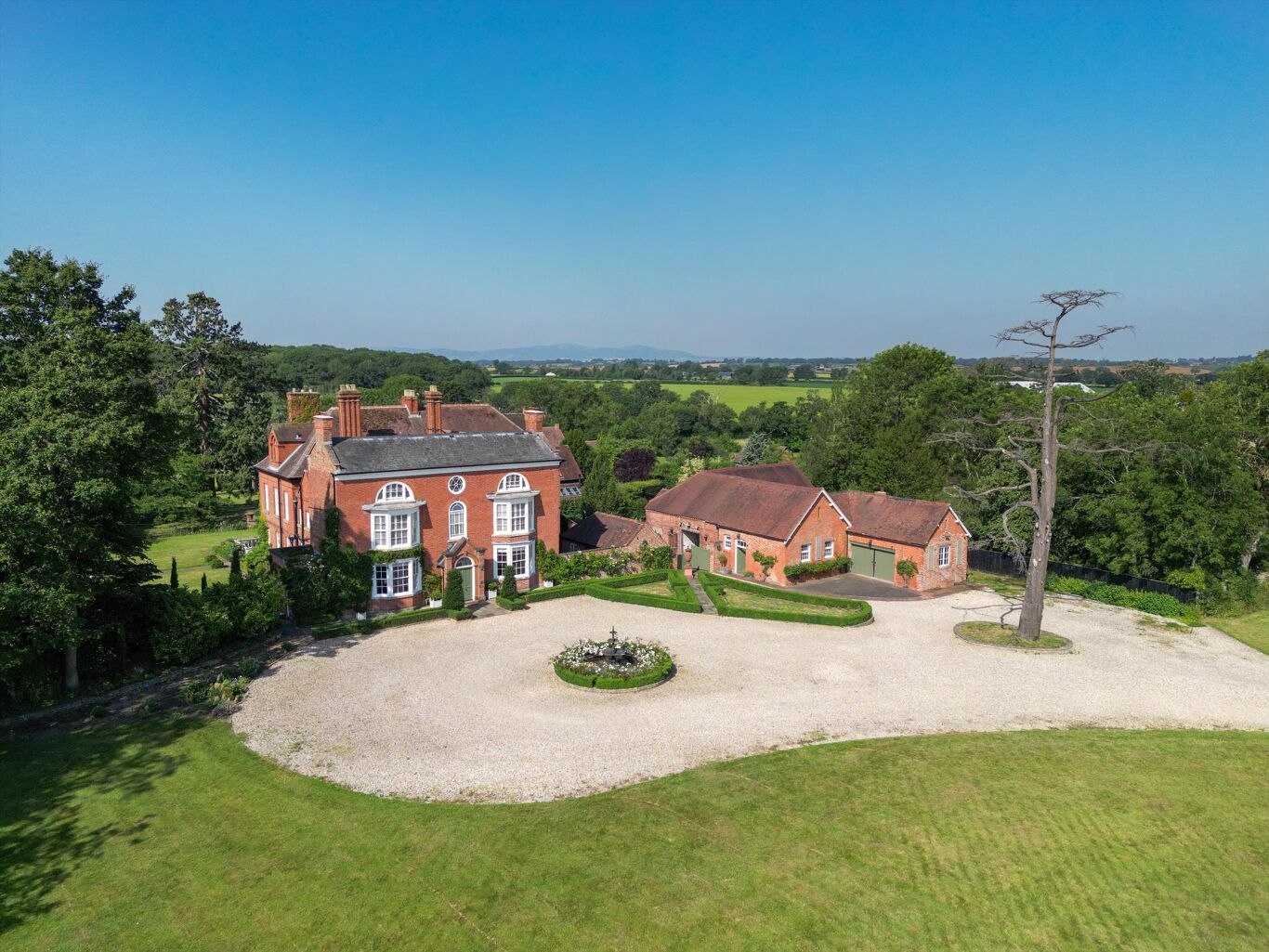 Image of Pershore Road, Stoulton, Worcester, Worcestershire WR7