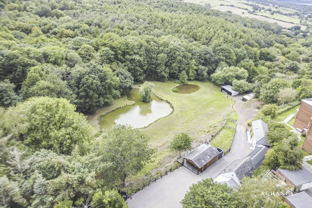 Image of Castle Road, Hartshill, Nuneaton, Warwickshire, CV10