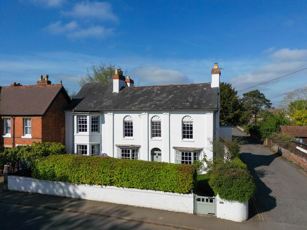 Image of Station Road, Fladbury, Pershore, Worcestershire WR10