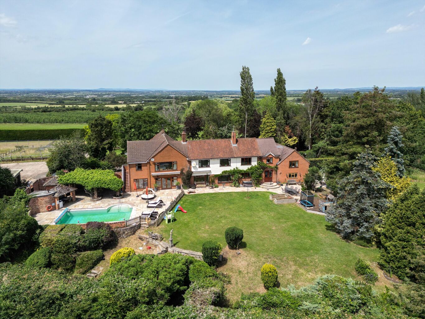 Image of Machine Farm, Hill Furze, Pershore, Worcestershire WR10