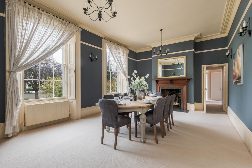 Image of Binswood Avenue, Leamington Spa, Warwickshire, CV32