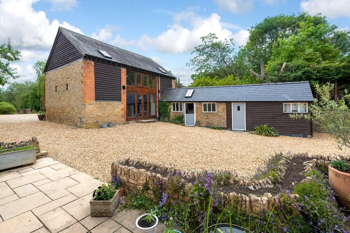 house for sale in Cherington, ShipstononStour, Warwickshire, CV36