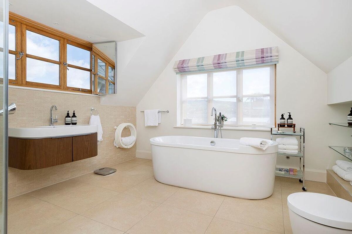 house for sale in Springfield Lane, Broadway, Worcestershire, WR12 STR090167 Knight Frank