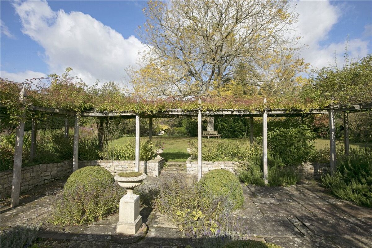 house for sale in Armscote, StratforduponAvon, Warwickshire, CV37