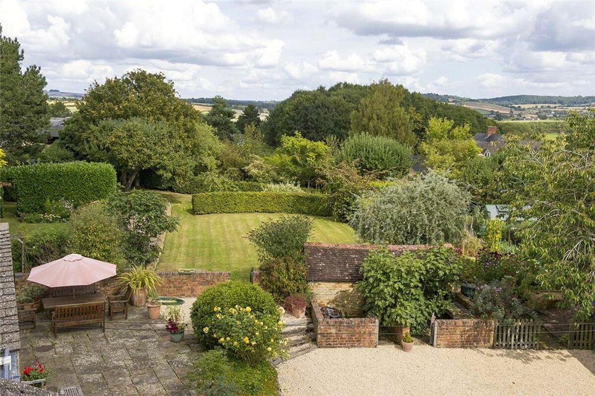 house for sale in BartonontheHeath, MoretoninMarsh, Warwickshire