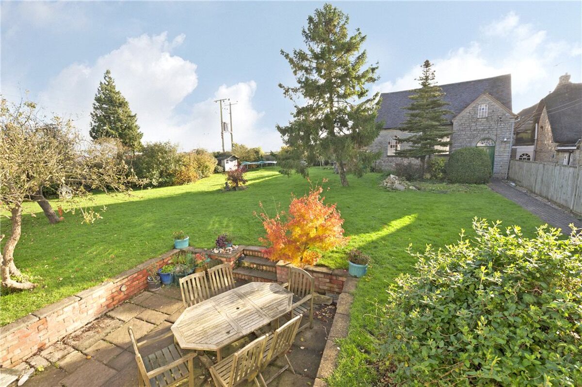 house for sale in Hilltop Cottage, Temple Grafton, Alcester