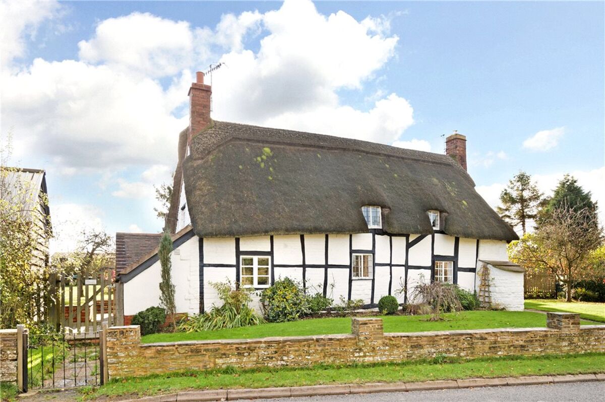 house for sale in Hilltop Cottage, Temple Grafton, Alcester