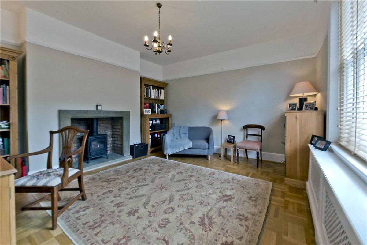 house for sale in St Nicholas Church Street, Warwick, CV34 STR110072 Knight Frank