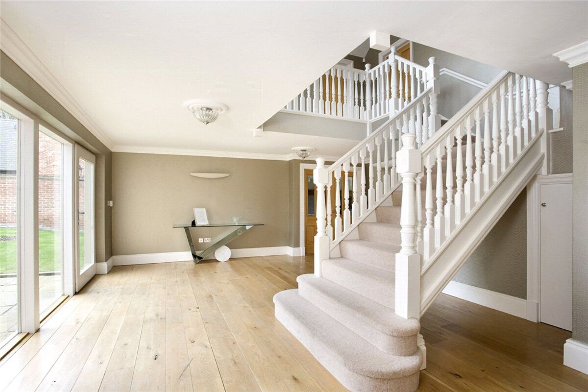 house for sale in Evesham Road, Dodwell, StratforduponAvon