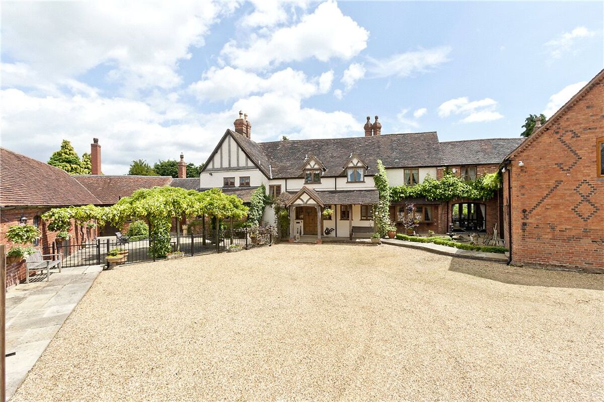 house for sale in Langley, Stratford Upon Avon, Warwickshire, CV37