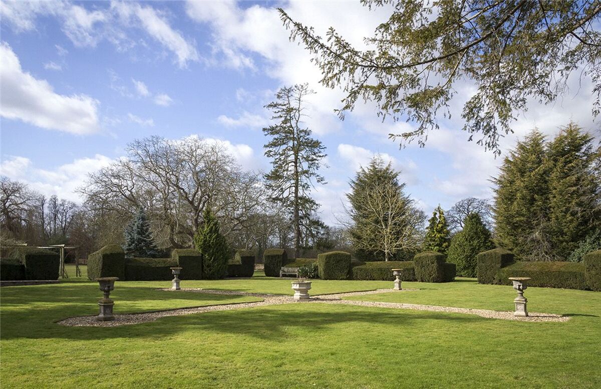 flat for sale in Goldicote Hall, Stratford Upon Avon, Warwickshire