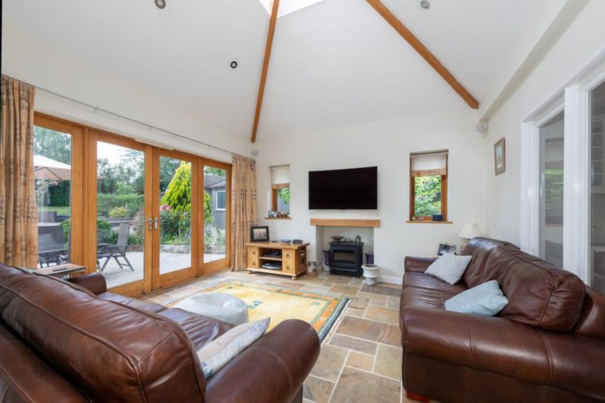 house for sale in Chapel Street, Wellesbourne, Warwick, Warwickshire