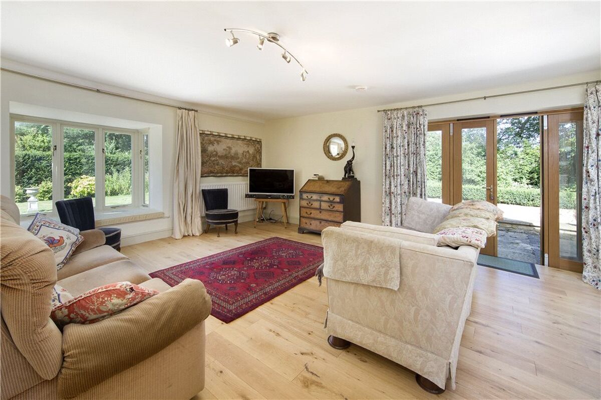 house for sale in Tredington, ShipstononStour, Warwickshire, CV36 STR120376 Knight Frank