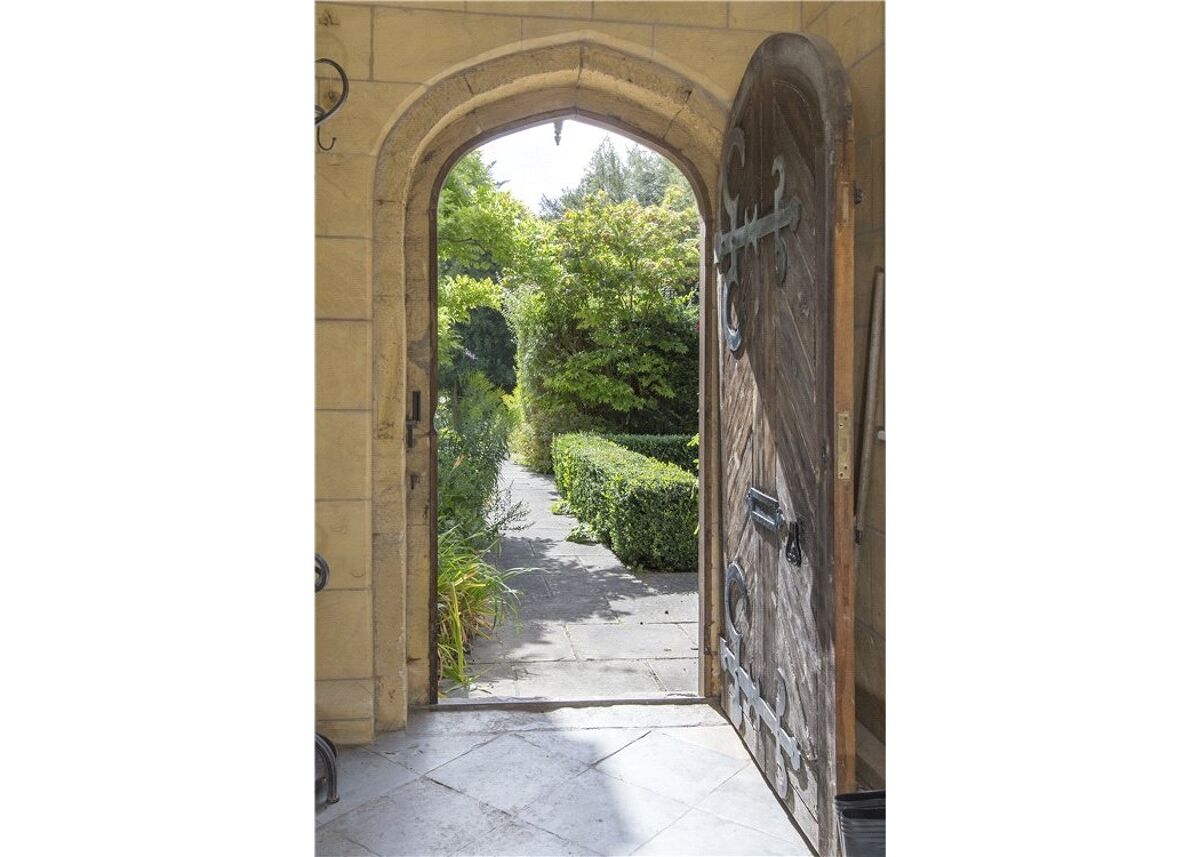 house for sale in Tredington, ShipstononStour, Warwickshire, CV36 STR120376 Knight Frank